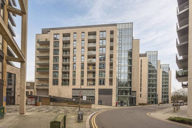 Osiers Road, Wandsworth, LONDON, SW18 2 bed flat for sale