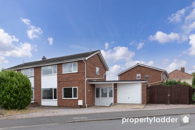 3 bed semi-detached house
