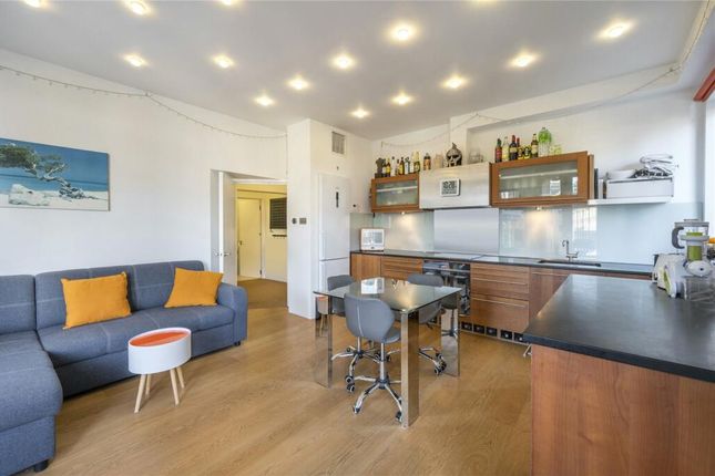 Marshall Street, London, W1F 2 bed flat for sale