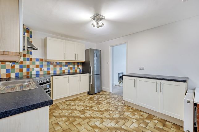 2 bed end terrace house