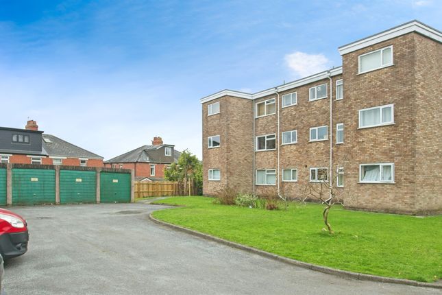 2 bed flat