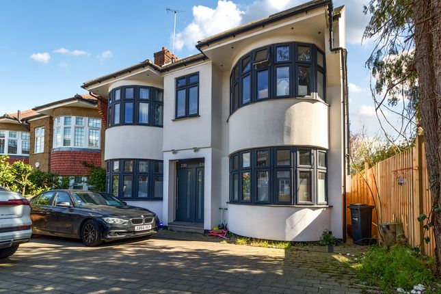 3 bed end terrace house