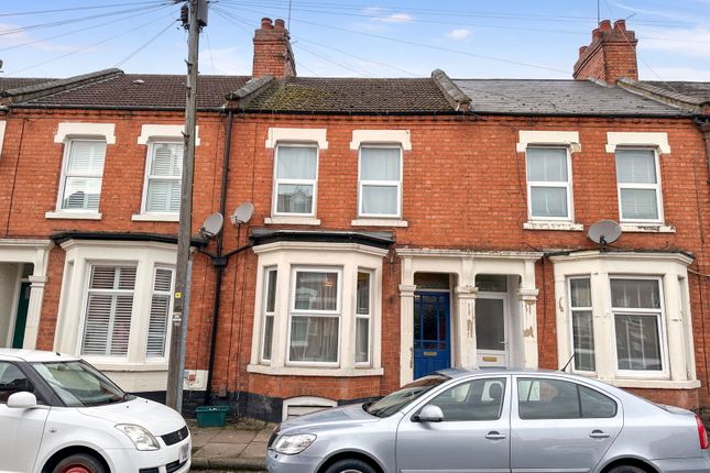 Ivy Road, Northampton NN1 3 bed terraced house for sale