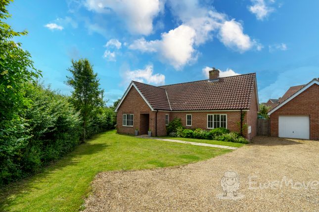 Thetford Road, Watton, Norfolk, IP25 3 bed bungalow for sale