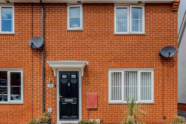 3 bed end terrace house