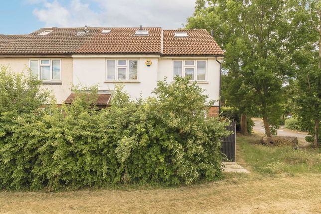 Peal Gardens, London W13 4 bed house for sale