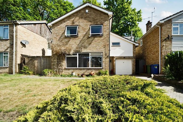 Sandhurst,  Berkshire,  GU47 4 bed detached house for sale