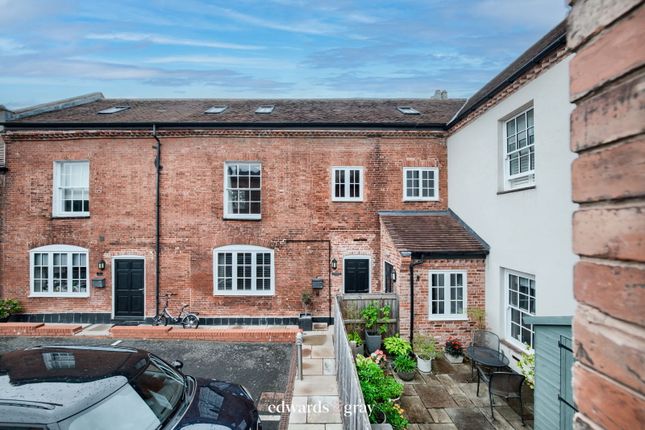 Beatrice Court, Lichfield, WS13 6UF 3 bed townhouse for sale