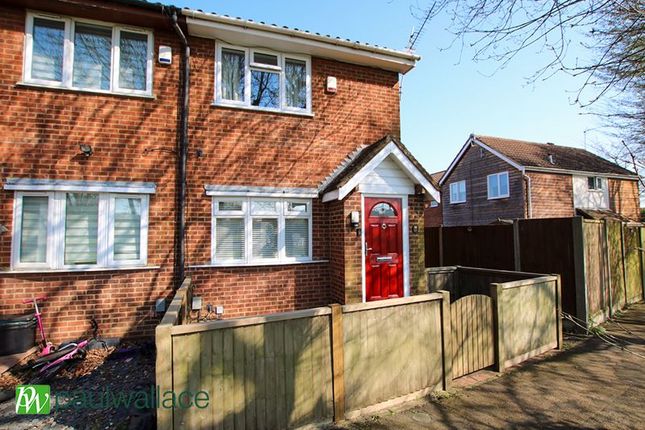 Bushbarns, West Cheshunt 2 bed end of terrace house for sale