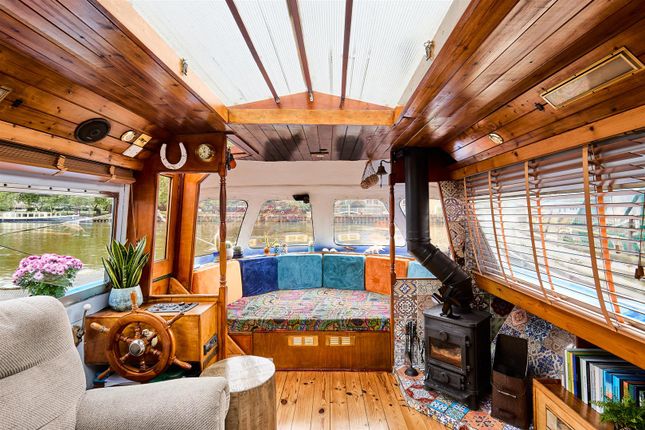 Burgoine Quay, Hampton Wick, KT1 1 bed houseboat for sale
