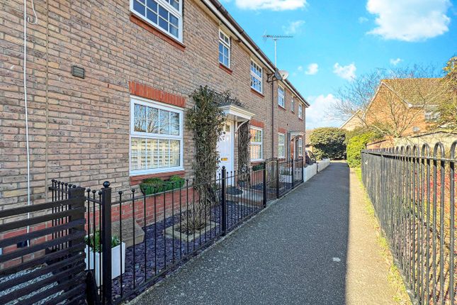 Gulls Croft, Braintree, CM7 3 bed house for sale