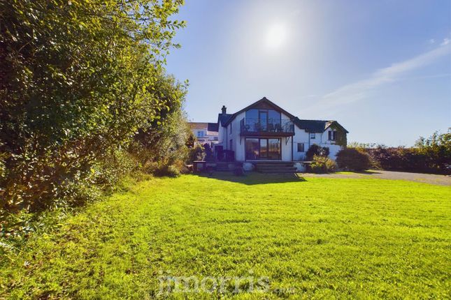 Moylegrove, Cardigan 4 bed detached house for sale