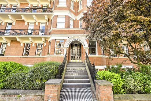 Elgin Avenue, Maida Vale, London, W9 2 bed flat for sale