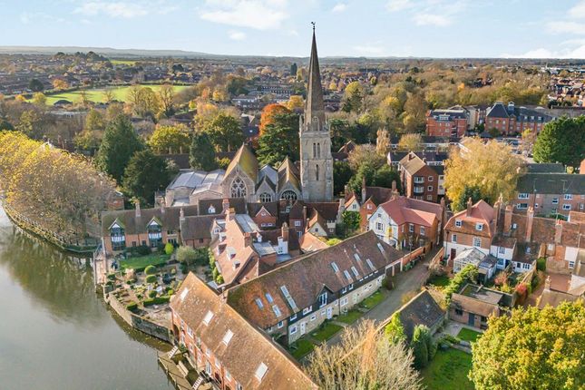 3 bed town house