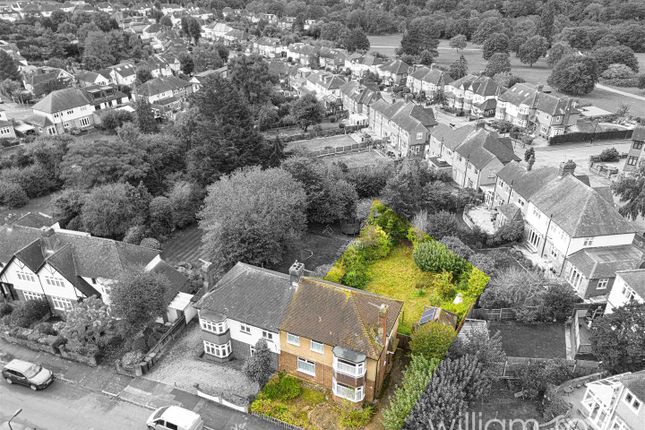 4 bed semi-detached house