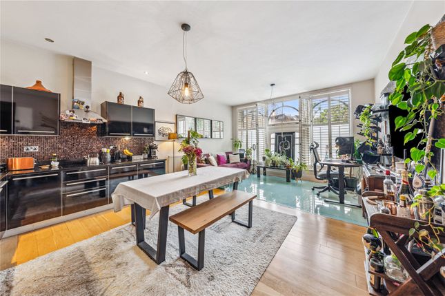 Prince of Wales Road, Kentish Town... 2 bed apartment for sale