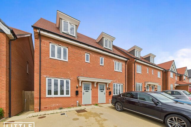 3 bedroom semi-detached house for sale