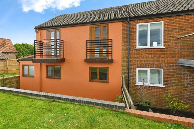 3 bed semi-detached house