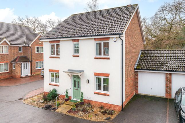 Fresian Way, Wokingham RG41 4 bed detached house for sale