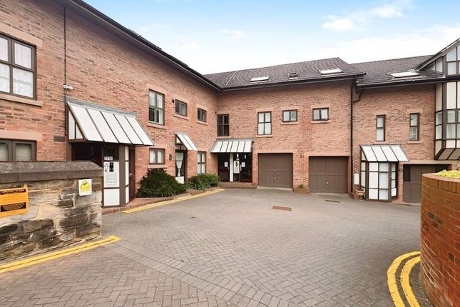 2 bed flat