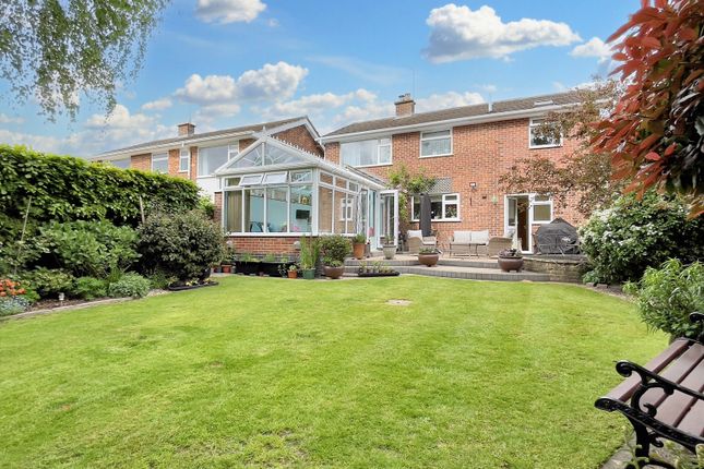 Oakham Drive, Coalville, LE67 4 bed detached house for sale