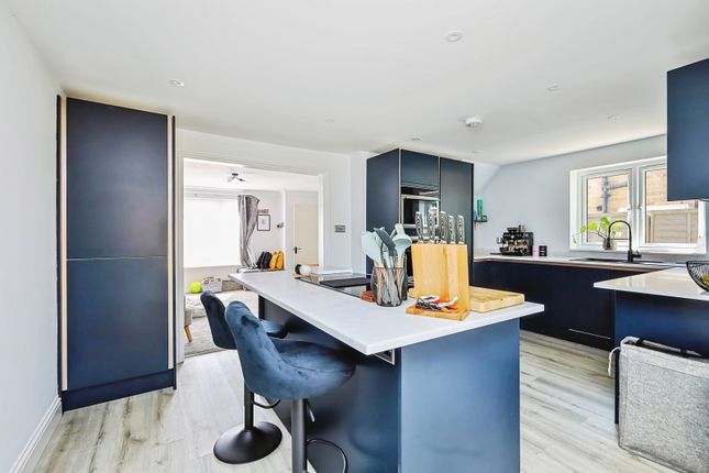 3 bed semi-detached house