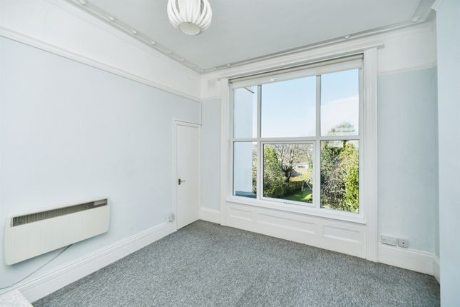 1 bed flat