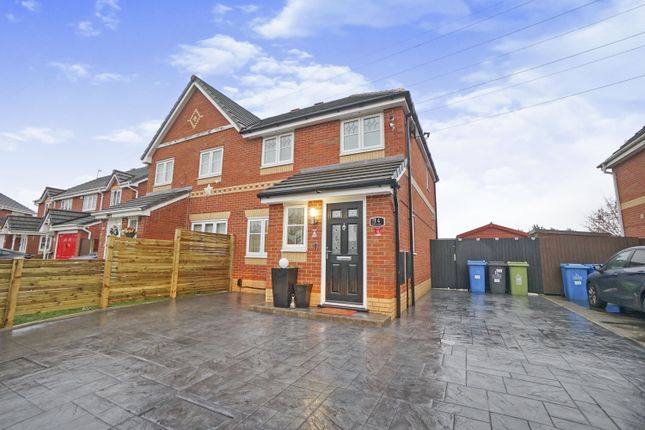 3 bed semi-detached house