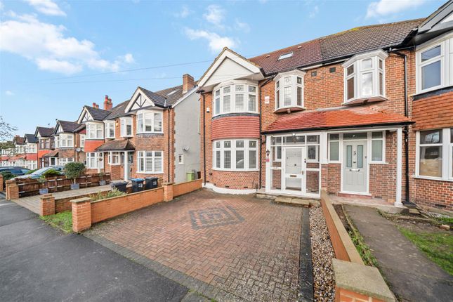 Linkway, Raynes Park SW20 4 bed house for sale