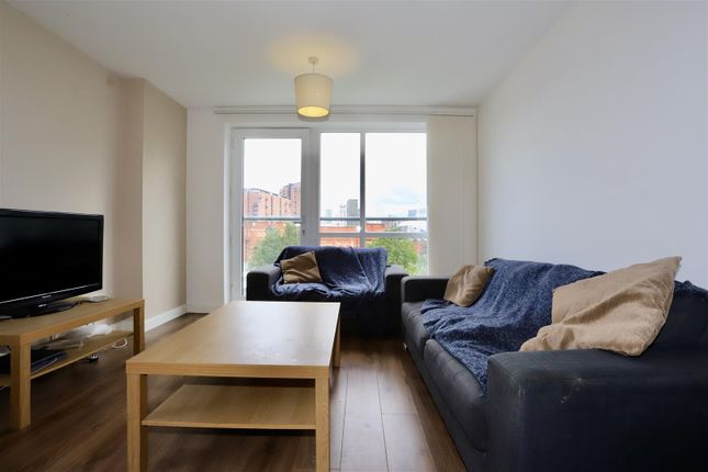 3 bed flat