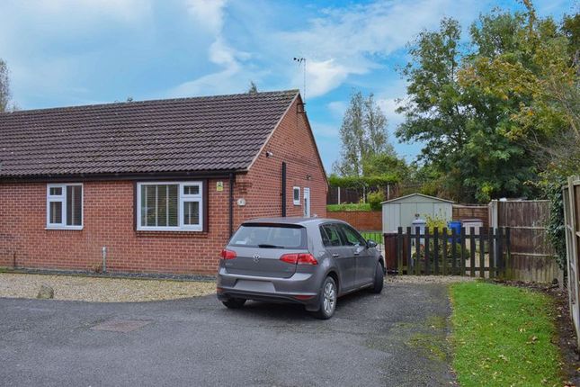 2 bedroom semi-detached bungalow for sale