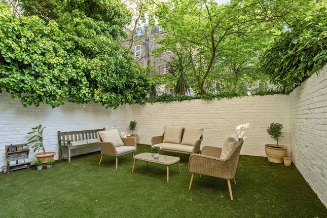 Westgate Terrace, Chelsea, London, SW10 3 bed maisonette for sale