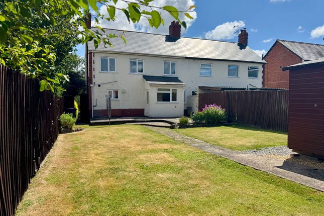 Gobowen Road, Oswestry SY11 3 bed semi