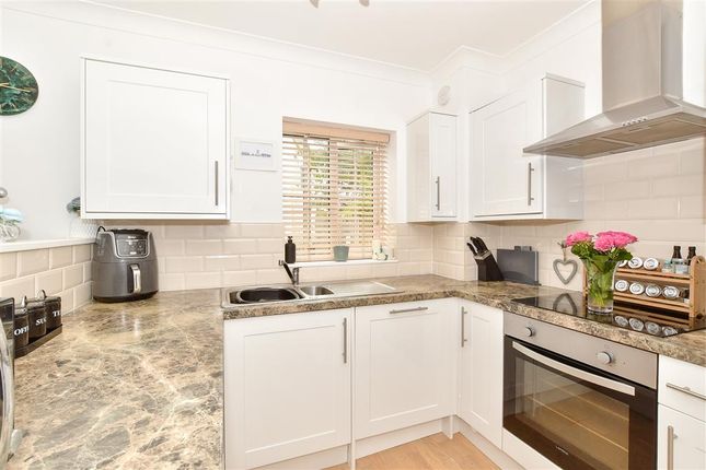 2 bed end terrace house