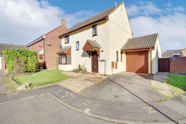 Renoir Close, St. Ives 4 bed detached house for sale