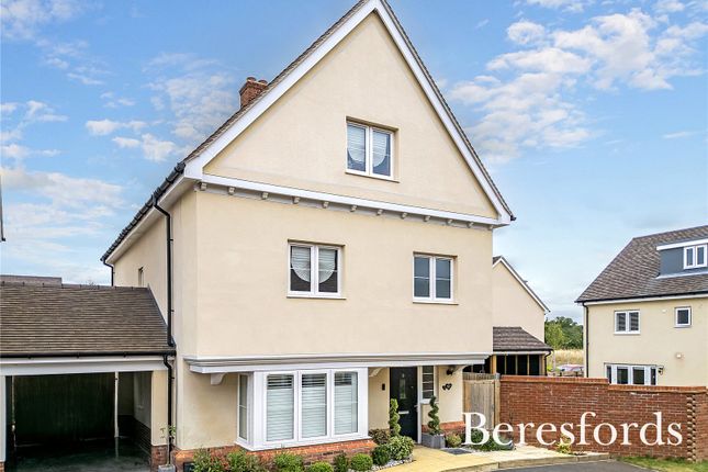 Apricot Mews, Tiptree, CO5 4 bed detached house for sale