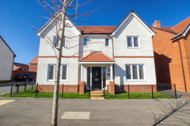 4 bed detached house