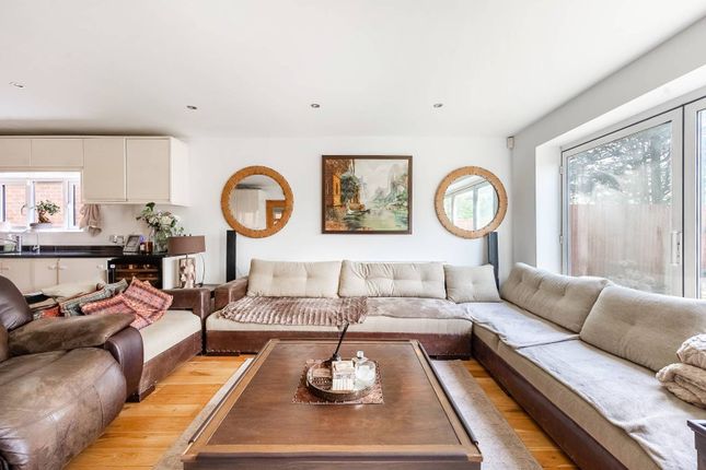 Bellfield Avenue, Harrow Weald... 5 bed semi