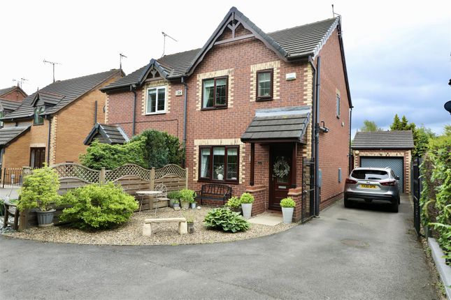3 bedroom semi-detached house for sale
