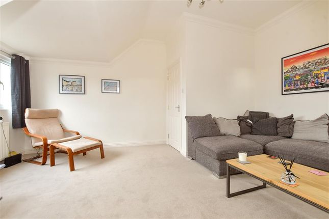 2 bed flat