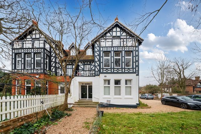 5 bedroom semi-detached house for sale