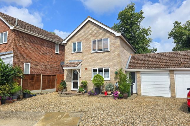 Queens Court, Attleborough NR17 3 bed link detached house for sale