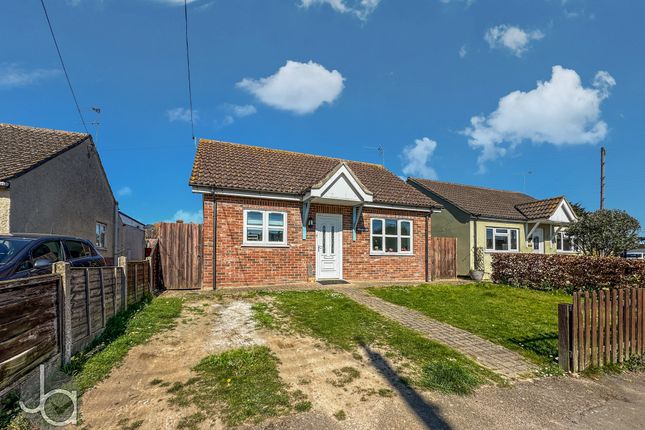 3 bedroom detached bungalow for sale