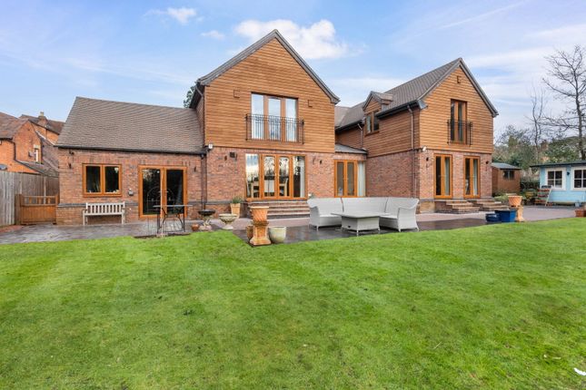 5 bedroom detached house for sale