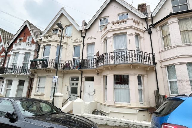 1 bedroom ground floor flat for sale