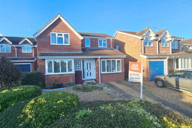 4 bed detached house