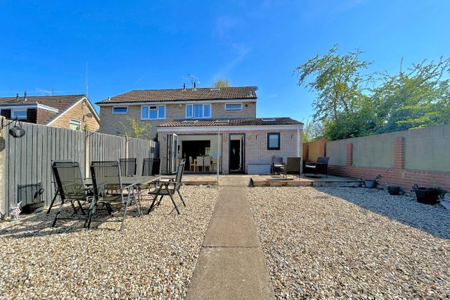 3 bed semi-detached house