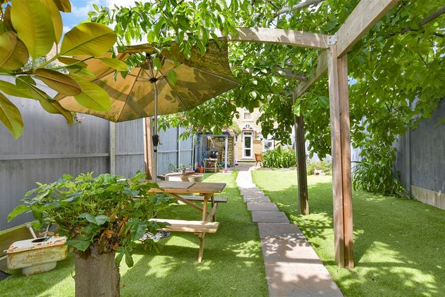 South Road, South Ockendon, Essex 2 bed semi