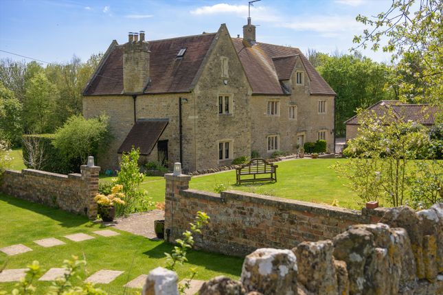 11 bedroom detached house for sale