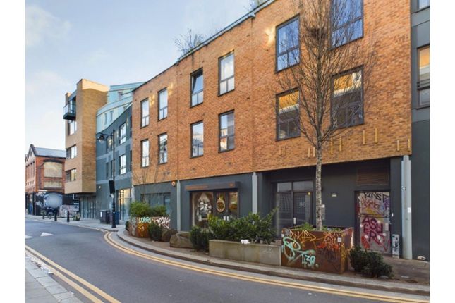Cheshire Street, Clerkenwell, London, E2 2 bed flat for sale